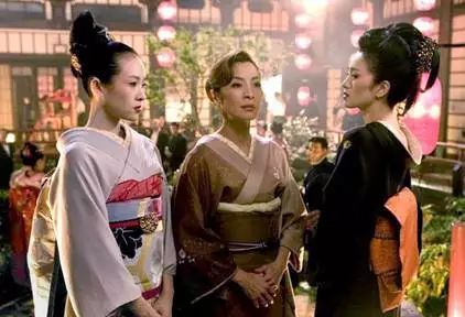 演员的诞生：章子怡忆与巩俐拍艺伎回忆录被真扇巴掌，巩俐的信念感