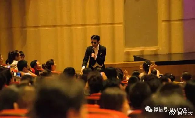 探索风格作品音乐吴樾在线听_莫扎特作品的音乐风格_吴樾的音乐作品与风格探索