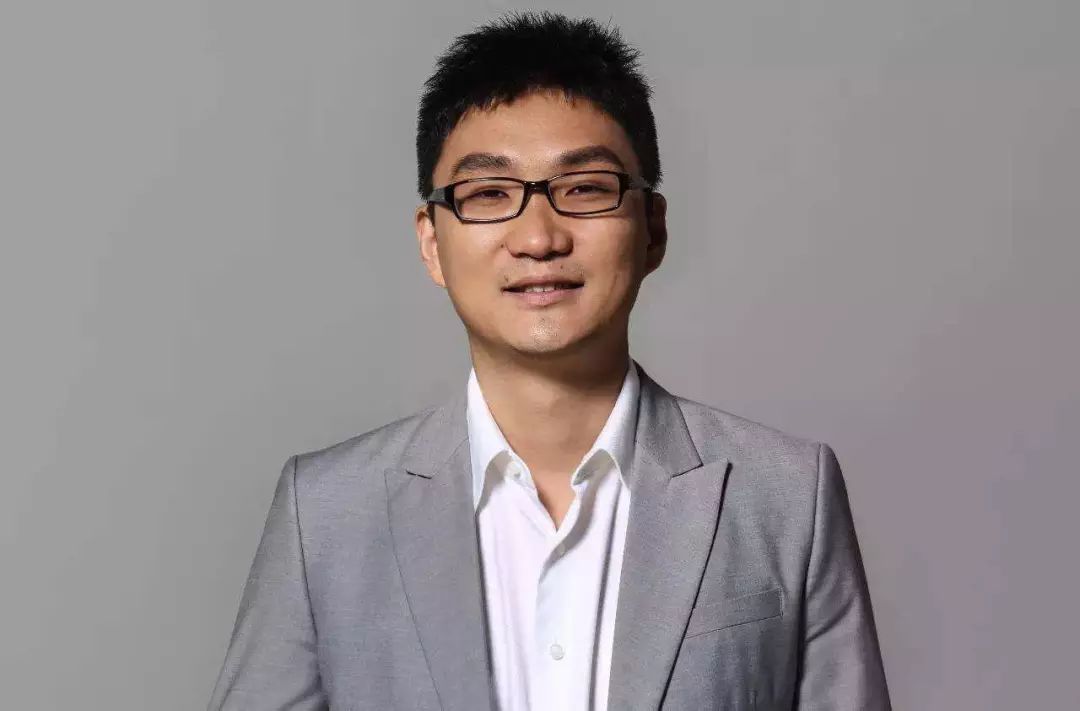 网易与拼多多：丁磊、黄峥与段永平的创业传奇及赴美上市之路
