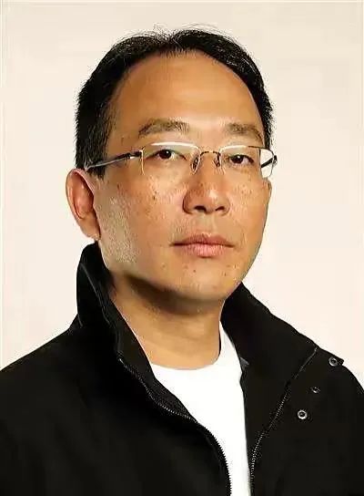 香港著名导演李仁港专访：新入行电影人应热爱电影并遵从内心