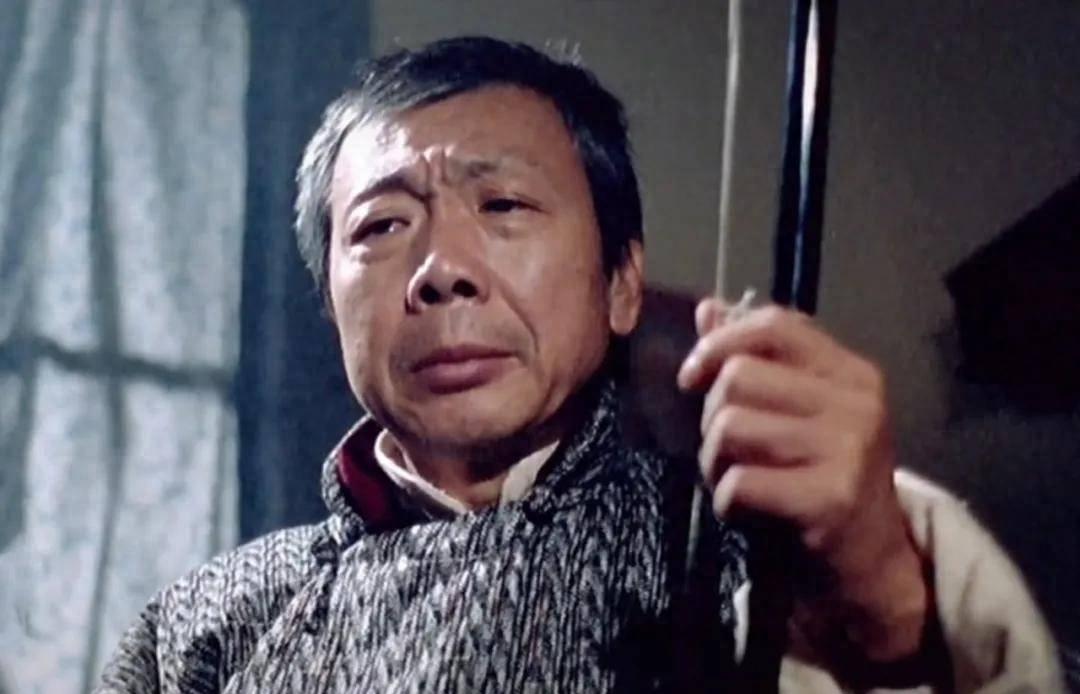 洪金宝与家人的温暖故事_洪金宝一家资料_洪金宝的家庭背景