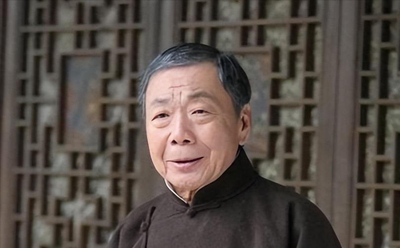 洪金宝一家资料_洪金宝的家庭背景_洪金宝与家人的温暖故事