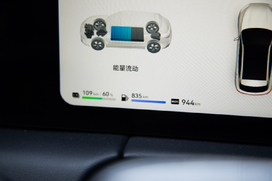 奔驰ui界面_奔驰用户手册_奔驰的用户界面设计与操作体验