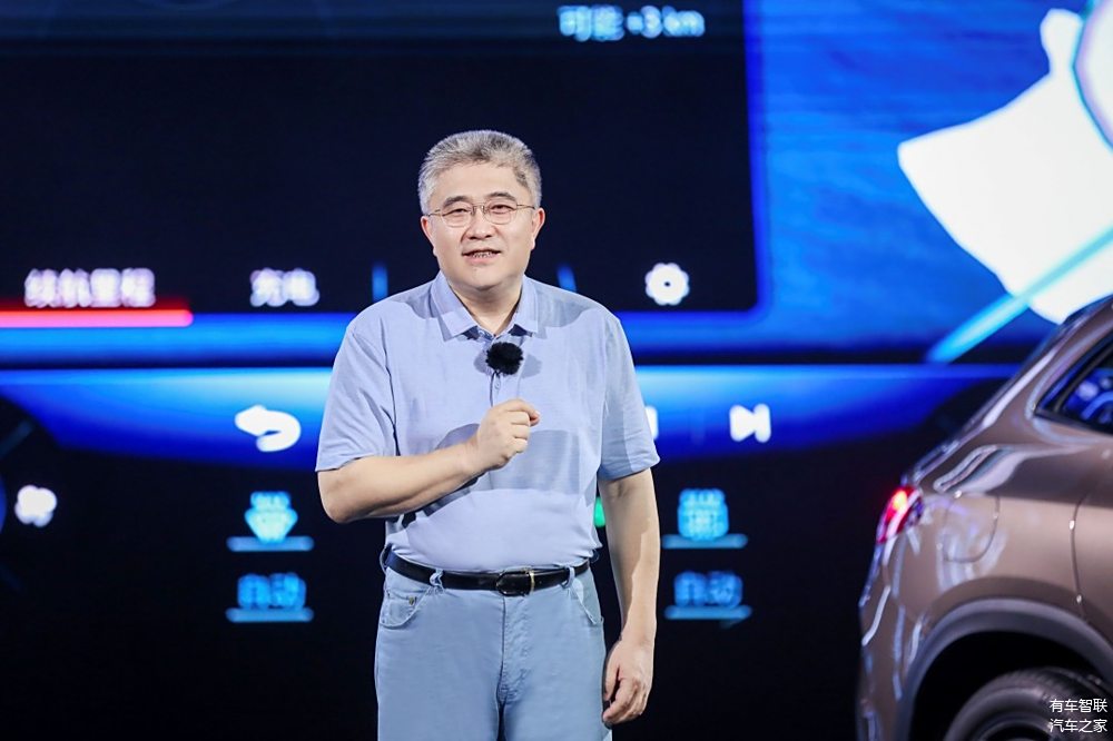 奔驰竞品车型_奔驰竞争战略_奔驰在豪华车市场的竞争策略分析