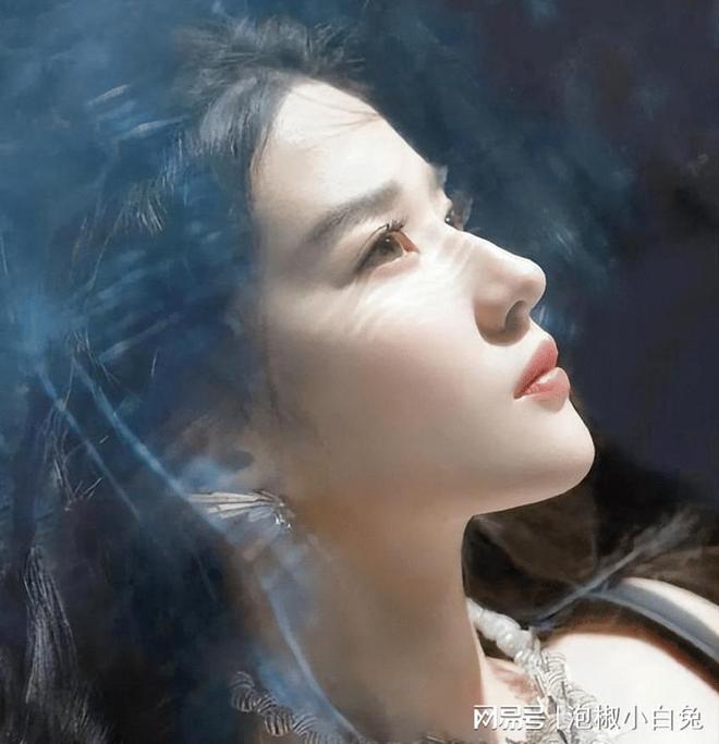 刘亦菲如何影响了年轻一代_刘亦菲年轻时的美照_刘亦菲年轻的时候